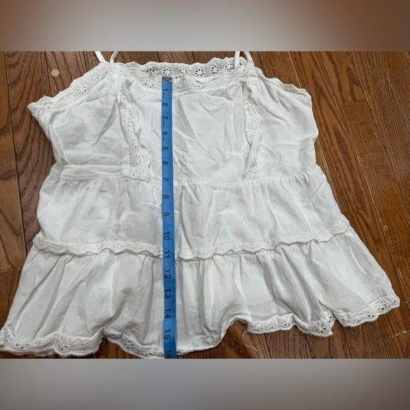 Elegant White Lace Camisole - Picture 7 of 10